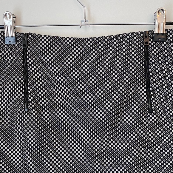 Rag and Bone Black and White Patterned Skirt - Picture 3 of 10